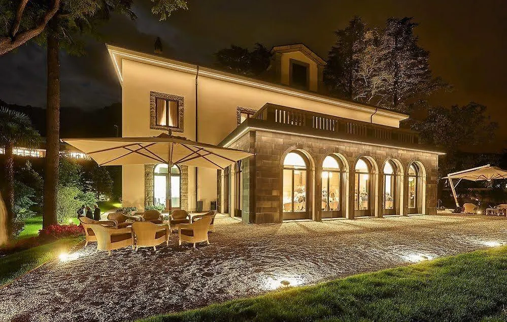 מנדלו דל לאריו Villa Lario Resort Mandello 5*, מנדלו דל לאריו איטליה