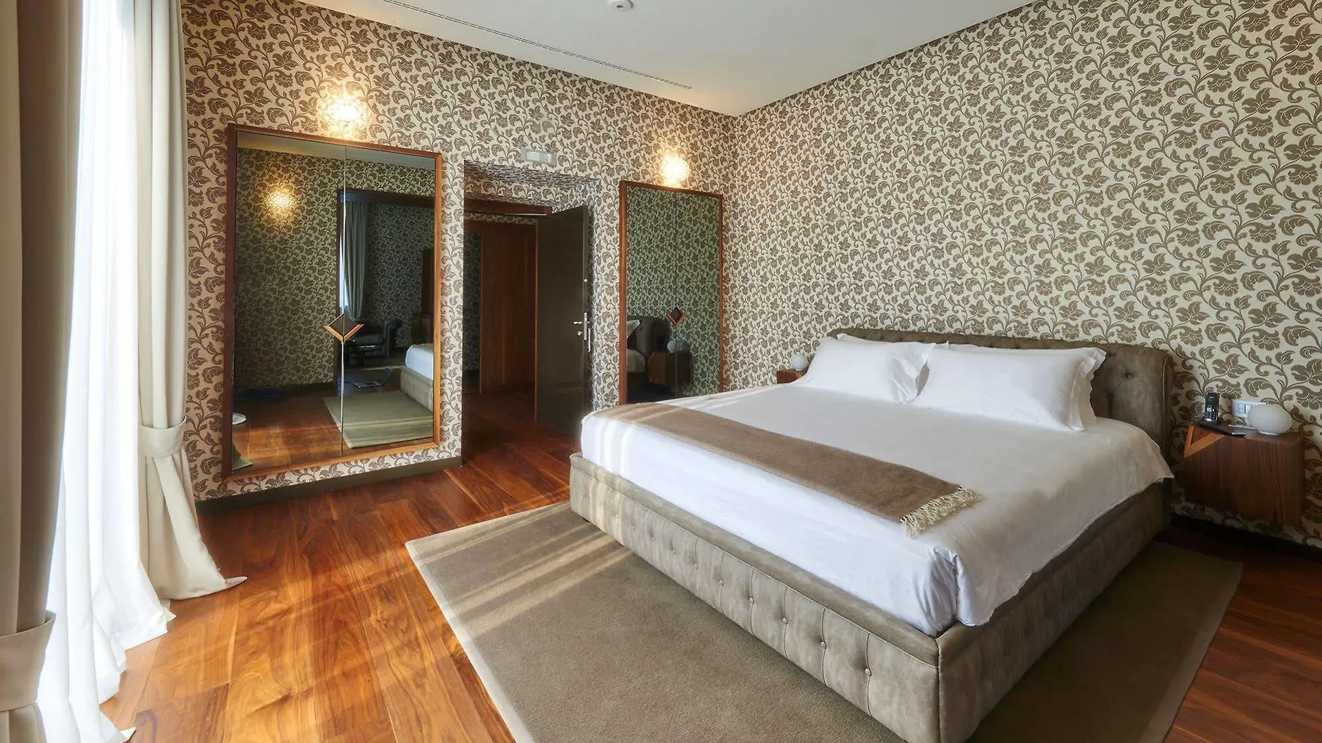 מנדלו דל לאריו Villa Lario Resort Mandello