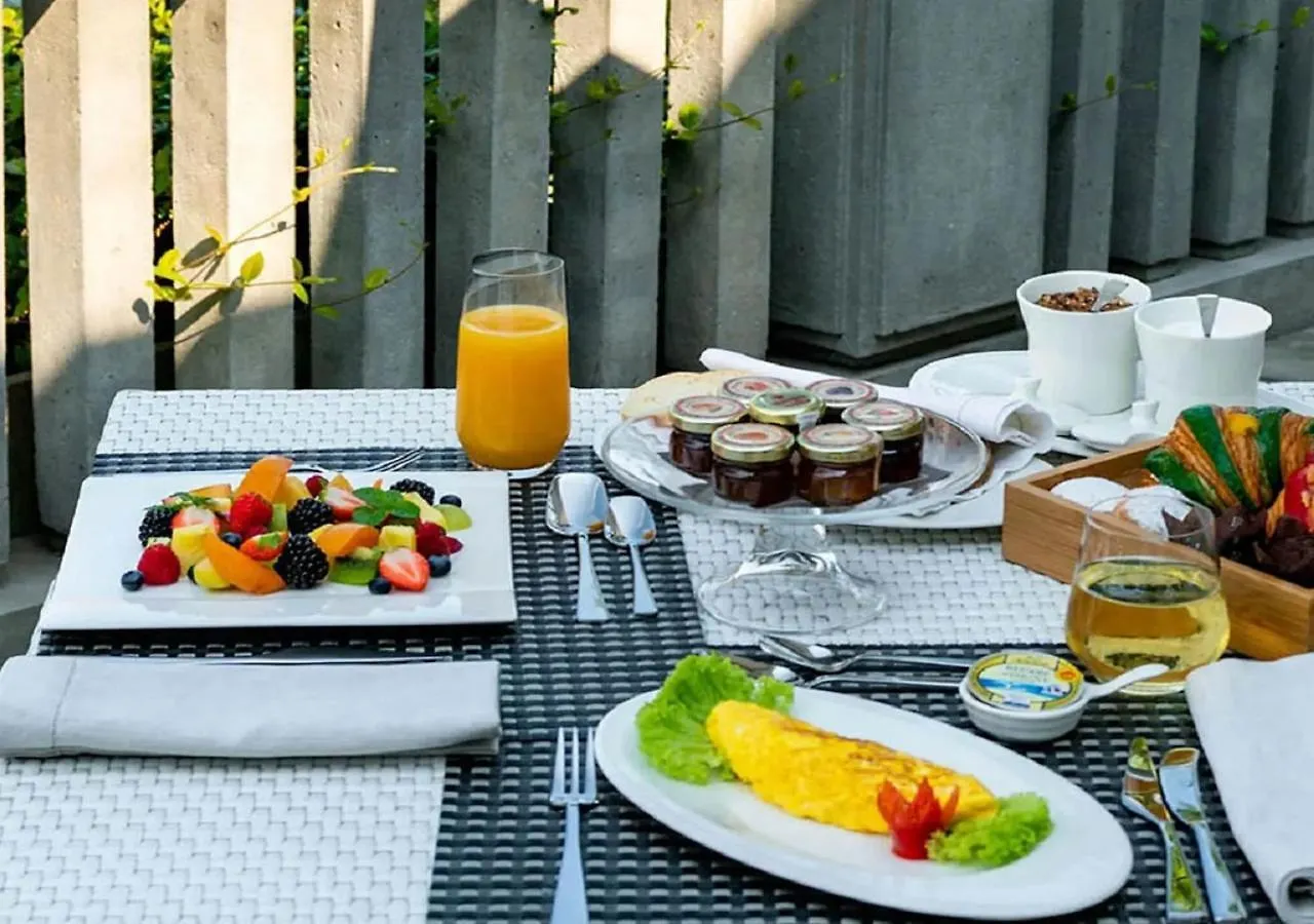 Villa Lario Resort Mandello 만델로델라리오 호텔