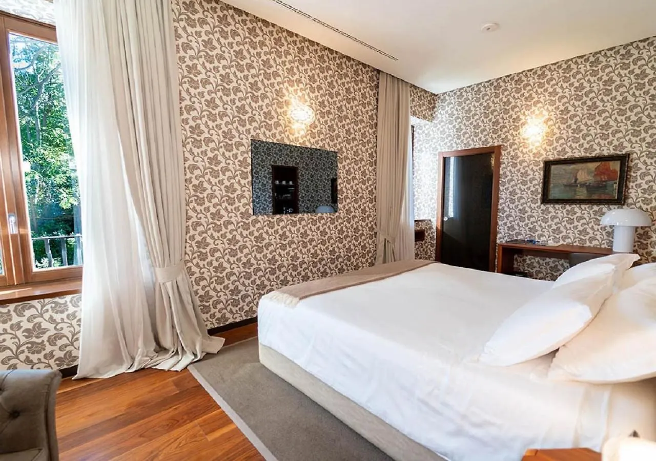 Villa Lario Resort Mandello Mandello del Lario