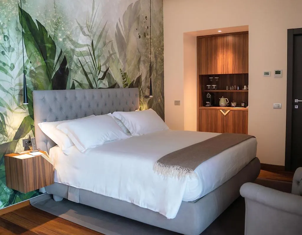 Villa Lario Resort Mandello 만델로델라리오